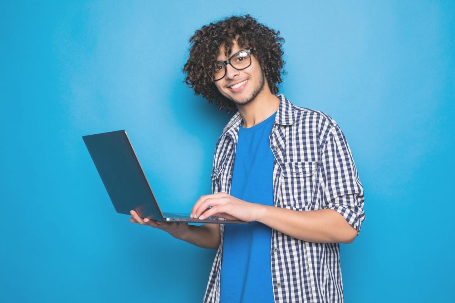 Ambiente de aprendizaje colaborativo en el programa de desarrollo de juegos